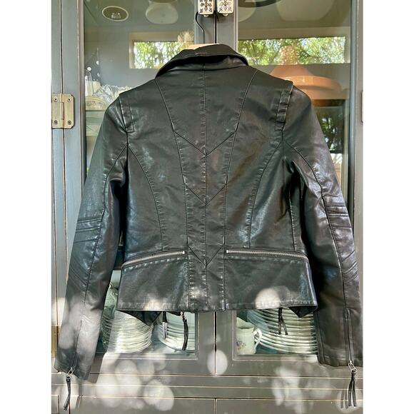 Lulu's Up on a Tuesday Black Vegan Leather Jacket - Size Small - NWT - Picture 6 of 7